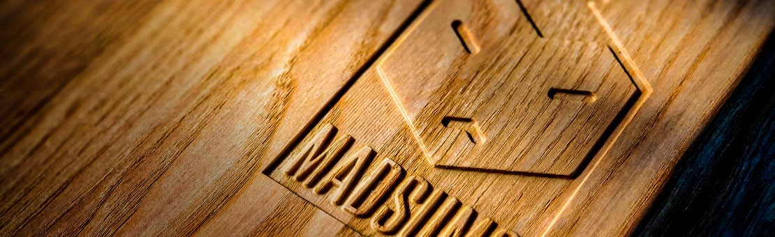 Madsumo Stand for vinyl records